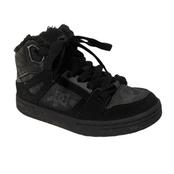 DC SHOES Pure Winterized Camo Faux Fur High Top Sneakers 13.5 Toddler - Picture 1 of 11